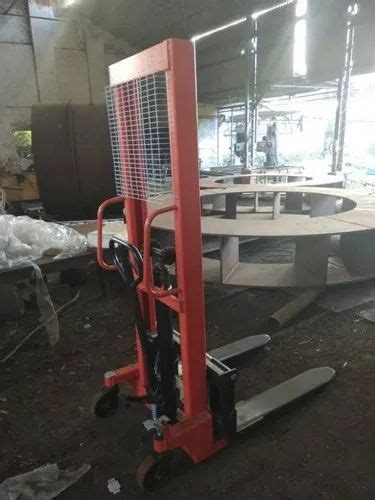 Manual Boom Stacker At Rs 38000 Pimpri Chinchwad ID 23962585162