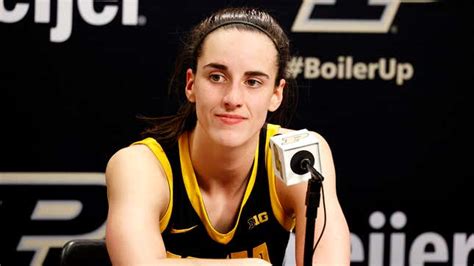 Caitlin Clark Announces Shes Leaving Iowa Basketball For Drama Club