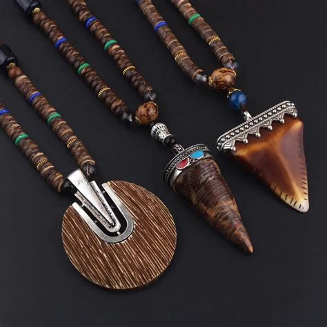 WEIYU Vintage Wooden Necklace Imitaional Ox Horn Ethnic Necklace Good