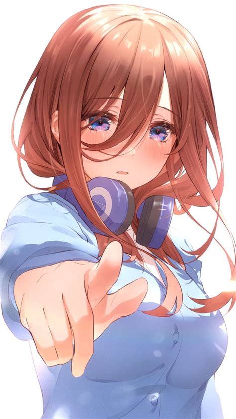 Miku Nakano [quintessential Quintuplets] R Awwnime