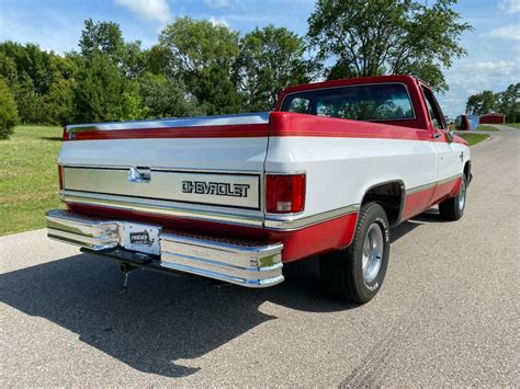 1986 Chevrolet C10 Silverado 2wd 50l V8 Auto 36k Miles Redwhite