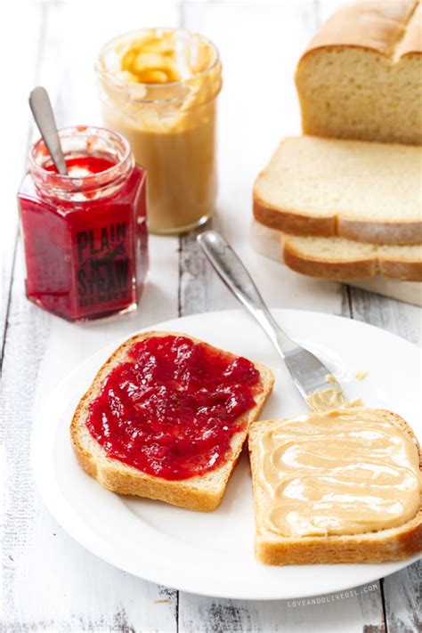 How To Make A Healthy Peanut Butter And Jelly Sandwich At Eva Howse Blog