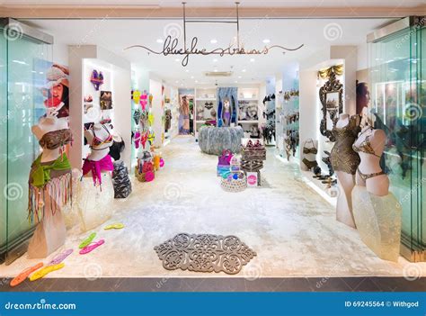 Tienda Del Bikini En La Alameda De Siam Paragon Shopping Bangkok Imagen De Archivo Editorial