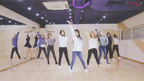 Watch: TWICE Performs Energetic And Fun Choreography For “Signal” In ...