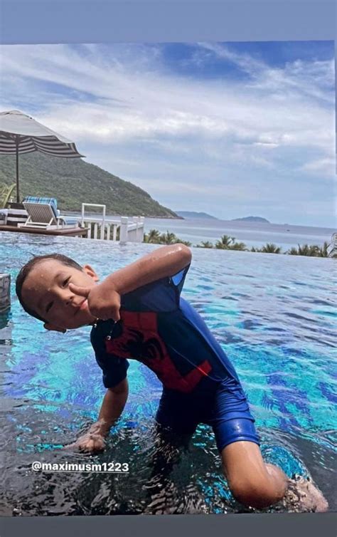 M Ph M H Ng Kh Ng Ng I Ph B Y V Ng M T C Ng Y Khi Di N Bikini Tu I U D N T Nh Cho Ng