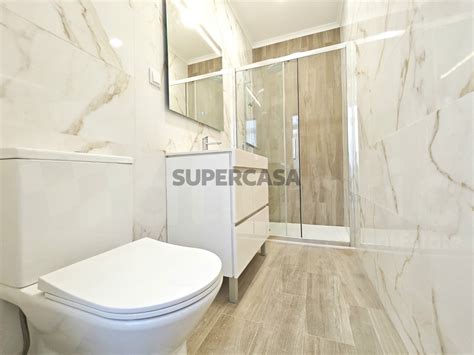 Apartamento T1 à venda na Rua Martins Sarmento SUPERCASA