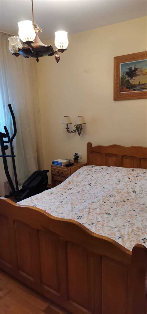 Vand Apartament Cu Camere Decomandate Si Balcoane Zona Nord Bacau