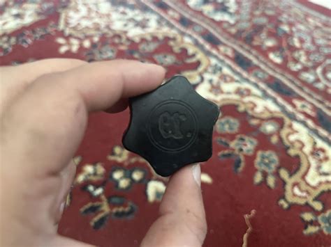 Trying to identify an old rowing machine : r/Rowing