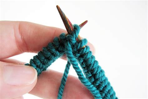 How To Join Yarn In The Round On Circular Needles — Blognobleknits