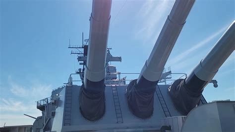 Walking Tour Inside The Legendary Battleship Uss Iowa Youtube