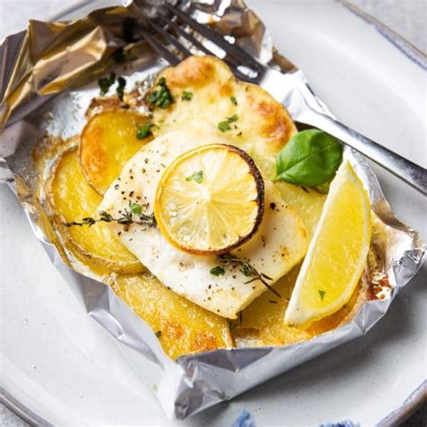 Baked Fish-in-Foil with Vegetables | Garden in the Kitchen