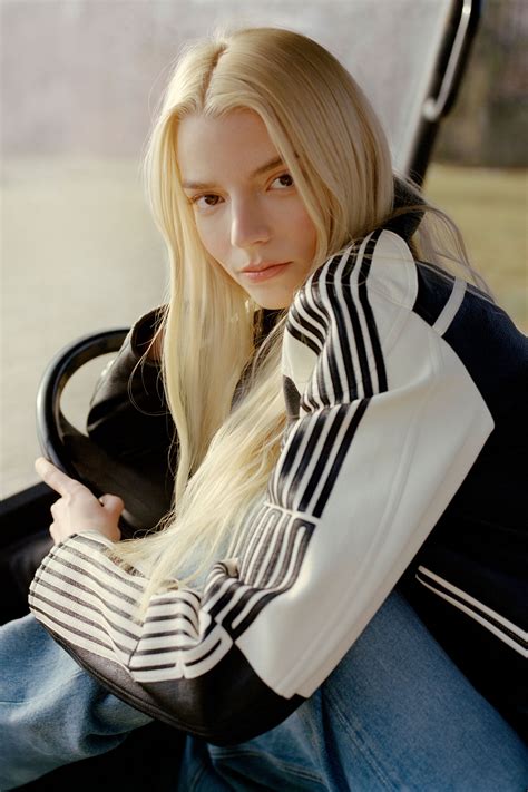 Labios nude Bienvenidos sean de nuevo la tendencia dosmilera que vuelve en su mejor versión