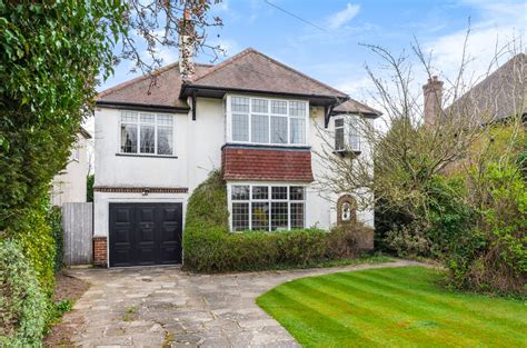 Bedroom Detached House For Sale In Petts Wood