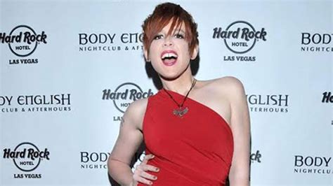 Evil Lesbian Stepmom Lily Cade Does Stand Up On April Avn