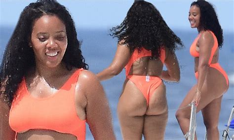 10 Hot Sexy Angela Hitler Bikini Pics