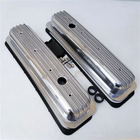 Small Block Chevy Center Bolt Short Finned Aluminum Valve Covers