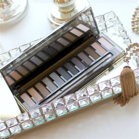 Blushing Basics Urban Decay NAKED Smoky Is Here