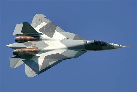 1. Sukhoi T-50 (Rusia)