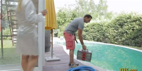 Sexy Blonde Beauty Fucks Hard With Strap On Video 1 Tnaflix