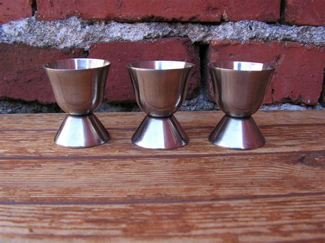 Metal Egg Cups Set Of 3 Egg Cups Silver Tone Cups Vintage Etsy