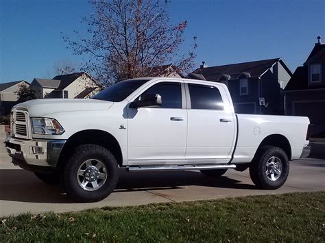 Dodge Ram 2500 With 35s On Stock Wheels Fastest Stock Truck Dodge