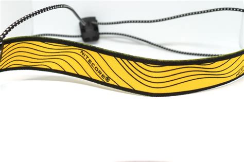 Nitecore NU25 review | small and lightweight headlamp with 400 lumens ...