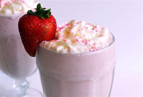 Strawberry Milkshake To Go