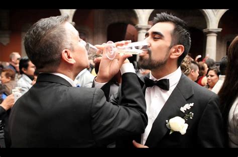 Hasta que SCJN lo ordene Congreso aprobará bodas gay e consulta