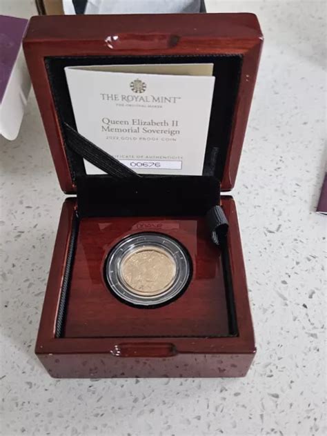 2022 QUEEN ELIZABETH II Memorial The Full Sovereign Gold Proof COA