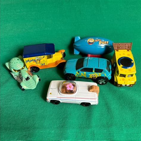 Hot Wheels Toys Hot Wheels Character Cars Spongebob Square Pants Sandy Cheeks Squidward Lot