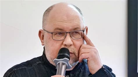 Алексей Иванов планирует к осени написать книгу о Невьянской башне ...