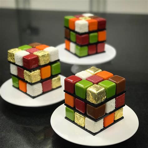 A Wonderful Series Of Rubik S Cube Cakes