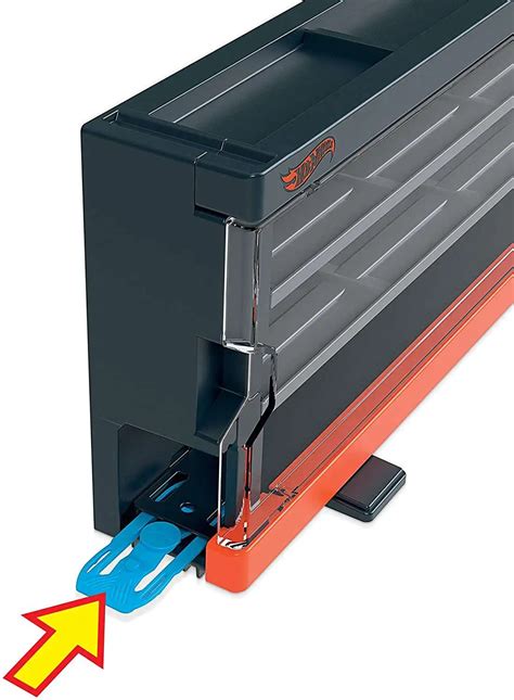 Hot Wheels Race Case Exclusive Interactive Display Case Includes 8 Cars Stores Up To 12