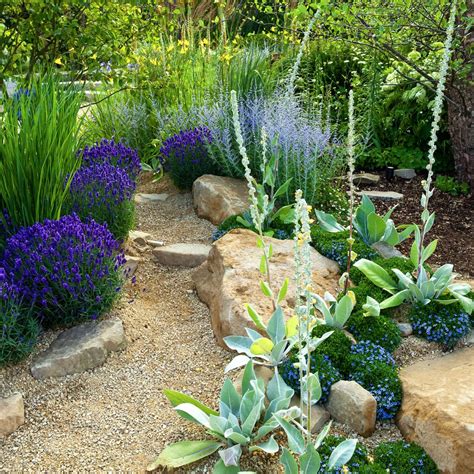 Landscaping With Boulders | Southwest Boulder & Stone