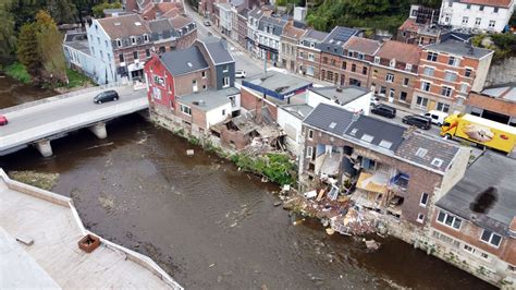 A Chaudfontaine la démolition de maisons sinistrées lors des