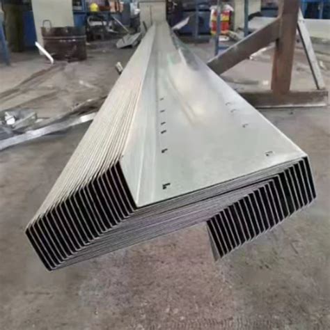 Hot DIP Galvanized Steel Slotted Strut Channel C Z U Channel Unistrut Uni Strut Channel U