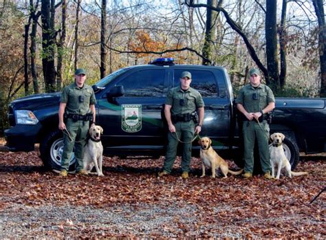 Kentucky Fish And Wildlife Enlists Pawfect Partners Kentucky Lantern