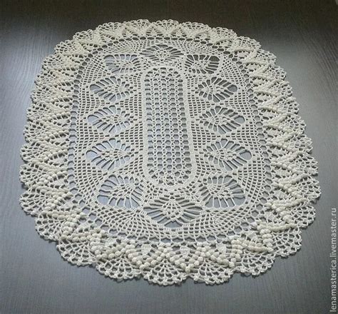 Красивая овальная салфетка крючком
