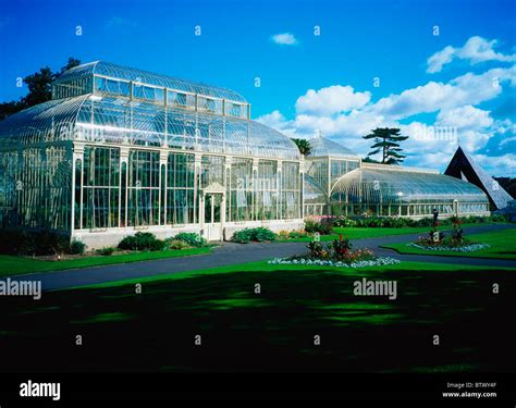 Curvilinear Glasshouse, National Botanic Gardens, Glasnevin, Dublin ...