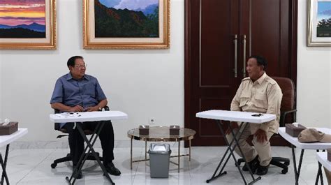 Prabowo Temui Sby Di Pacitan Usai Pilpres Lapor Pada Senior Saya