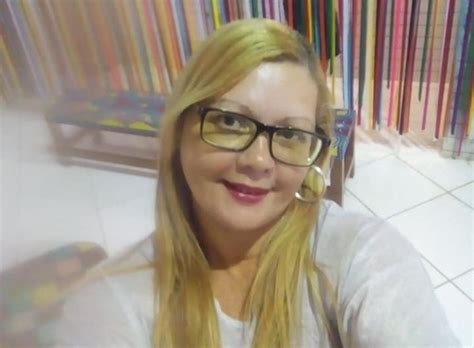 Mulher é Morta A Facadas Pelo Ex Companheiro Em Crato Badalo