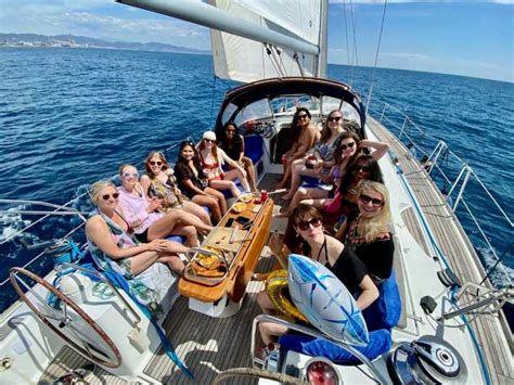 Barcellona Tour Privato Di Lusso In Barca A Vela GetYourGuide