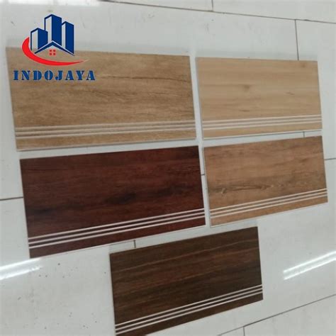 Jual Granit Tangga Motif Kayu 30x60 20x60 List Keramik Custom Ukuran