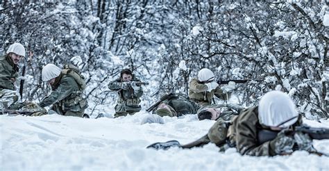 Il Sergente Nella Neve Di Mario Rigoni Stern Scheda Libro Studenti It