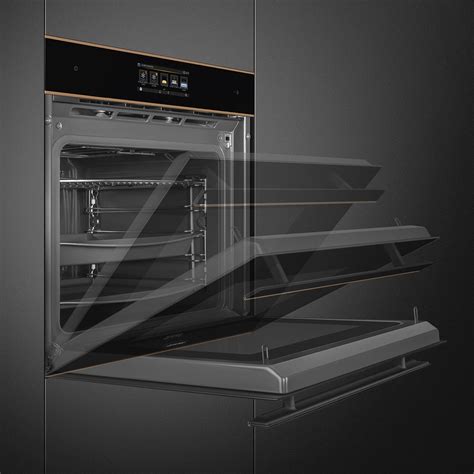 Электрический духовой шкаф с функцией СВЧ и пароварки Smeg SO6606WAPNR ...