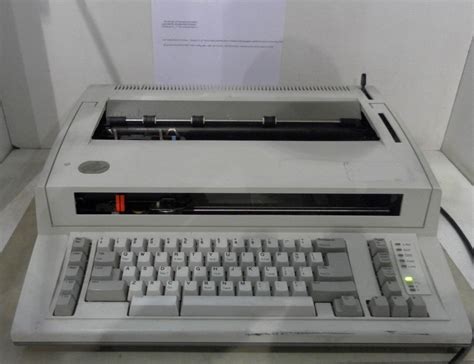 IBM Wheelwriter Electric Typewriter 6781 | eBay