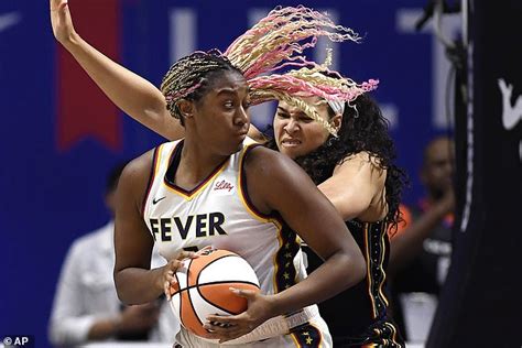 Exclusive Caitlin Clark S Wake Up Call Indiana Fever Rookie Struggles In 92 71 Loss To