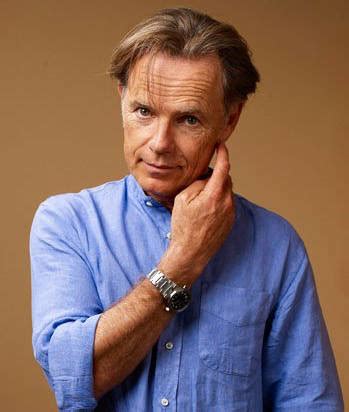 Download Star Celebrity Bruce Greenwood Photoshoot Wallpaper ...
