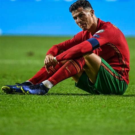 Invictos On Twitter La Tristeza De Cristiano Ronaldo Tras Ver Que A