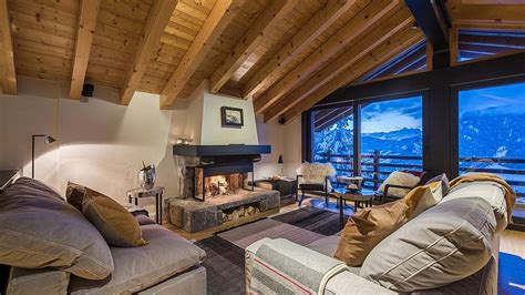 10 Luxury Chalets in Verbier for a Cozy Winter Holiday